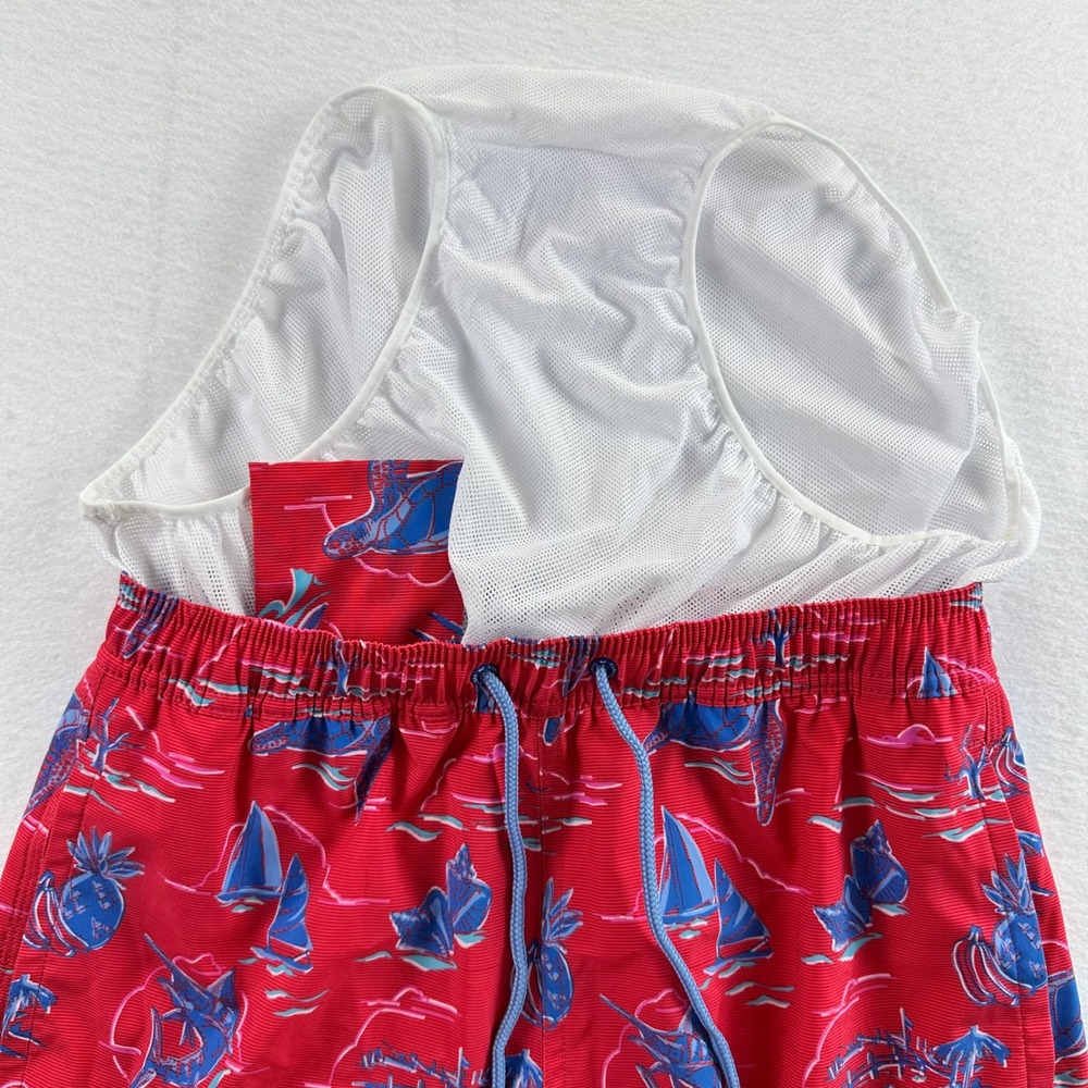 Vineyard Vines Mens XS Chappy Trunks Icons Sailors Red Nautical Swim Shorts NEW - Picture 4 of 16